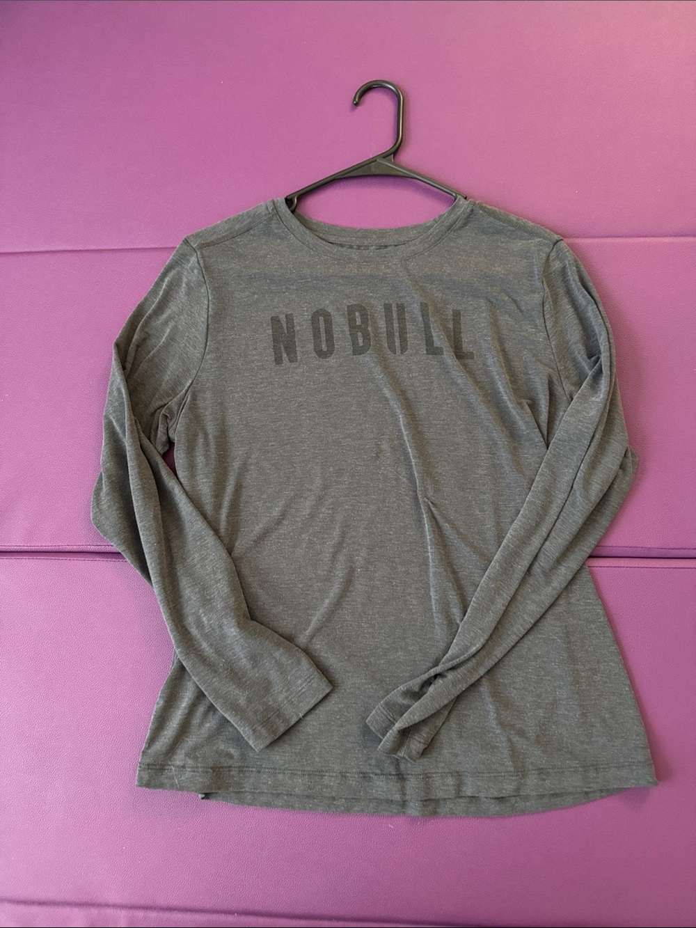 NOBULL Women's Long Sleeve Crew Tee — Heather Navy